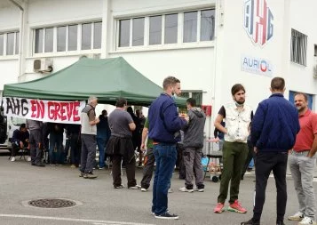 Les ouvriers des Ateliers de la Haute-Garonne en grève