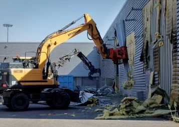 Sur l'île du Ramier, l'ancien parc des expos de Toulouse bientôt remplacé par un grand parc
