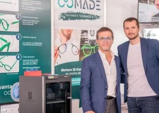 La start-up OOmade réinvente la réparation des lunettes grâce à une machine 3D
