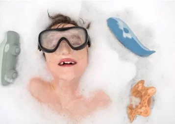 France Bleu Hérault. Les jouets de bain sensoriels de l'entreprise montpelliéraine Oppi