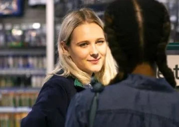 Quels sont les 80 postes ouverts par Leroy Merlin près de Béziers ?