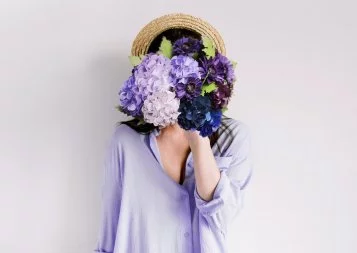 Apef lance l'opération “Arrivez comme une fleur, décrochez un CDI” en Occitanie