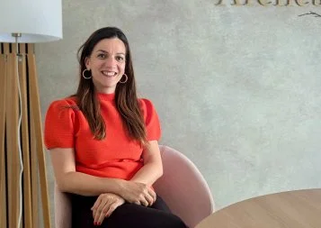 De la réception à la direction : Mariana Lore, la femme qui réinvente le Mercure Wilson
