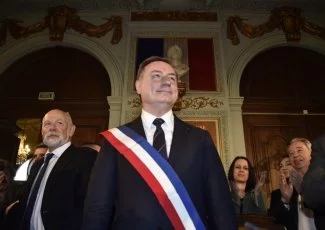 À Toulouse, un premier conseil municipal riche en symboles