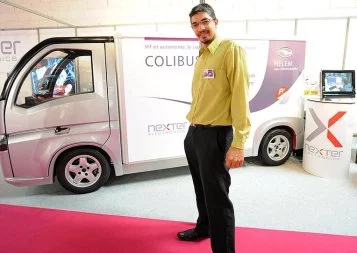 Gers. Helem prêt à faire rouler son Colibus sur les routes de France