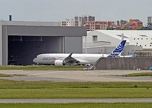 Roll-out de l'Airbus A350 : nos premières images
