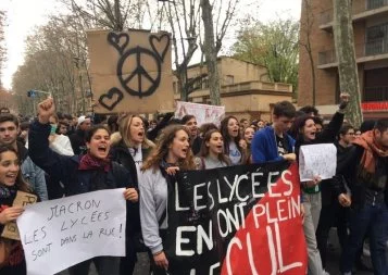 A Toulouse, les lycéens veulent profiter de l'effet gilets jaunes pour se faire entendre