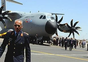 L'A400M sur les pistes d'envol vendredi