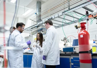 À Béziers, LabEquipement reconditionne le matériel scientifique