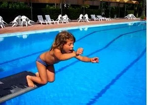 Mypiscine.com se lance dans le grand bain
