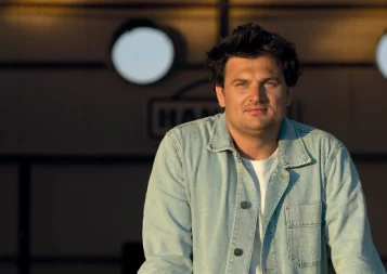 L'événemen(c)iel garde les pieds sur terre