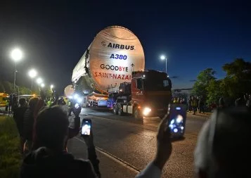 Airbus A380 : le dernier voyage (sur route)