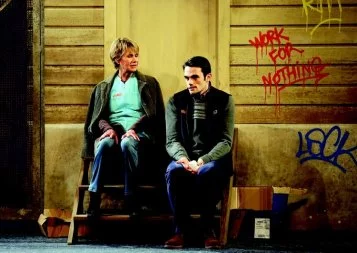 Au théâtre, Des gens bien