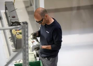 Covid-19. Bras de fer dans les usines autour de la reprise de l'activité