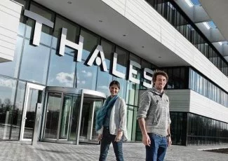 Thales dévoile de (très) forts besoins d'embauche en Occitanie !