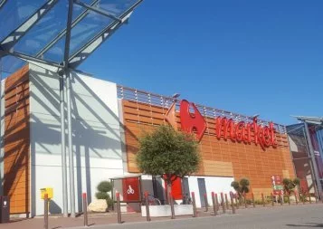 Carrefour s'engage à recruter plus de 500 jeunes en Occitanie !